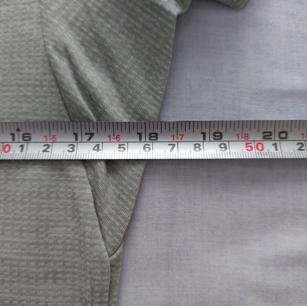 Adidas Terrex T-Shirt Tee Women's Size 16 Grey Aeroready Breathable Recycled - Picture 12 of 16